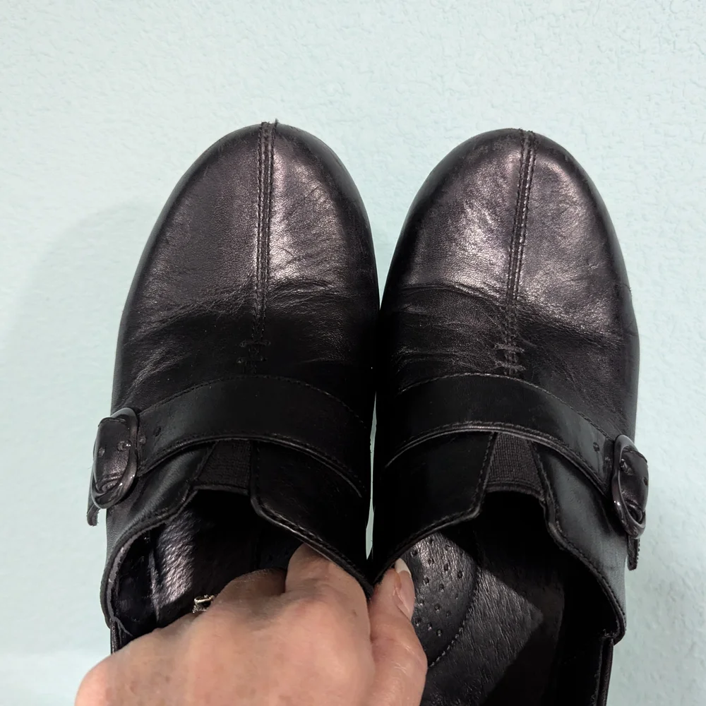 Dansko Black Leather Clogs with Buckle - Picture 4 of 9
